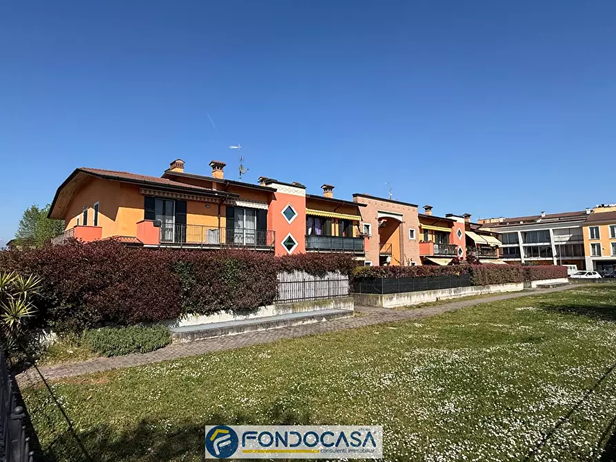 Immagine 1 di Appartamento in vendita  a Travagliato