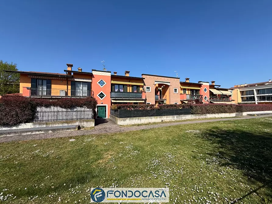 Immagine 2 di Appartamento in vendita  a Travagliato