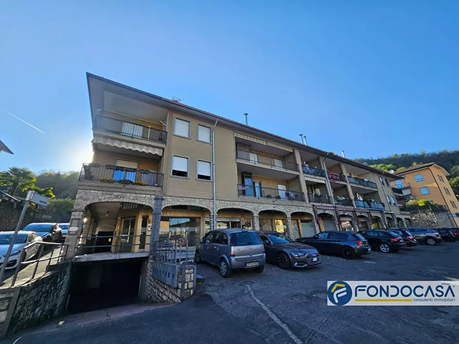 Immagine 2 di Appartamento in vendita  in Via V. Bellini a Castelli Calepio