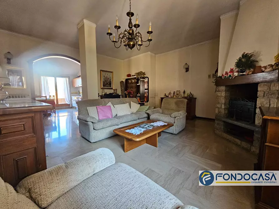 Immagine 3 di Appartamento in vendita  in Via V. Bellini a Castelli Calepio