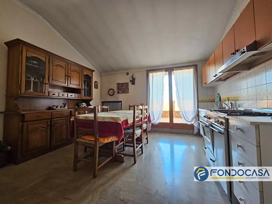 Immagine 8 di Appartamento in vendita  in Via V. Bellini a Castelli Calepio