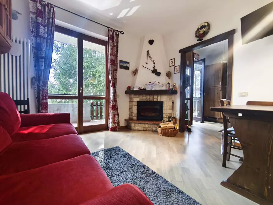 Immagine 5 di Appartamento in vendita  in Via Costa Salaer 71 a Ardesio