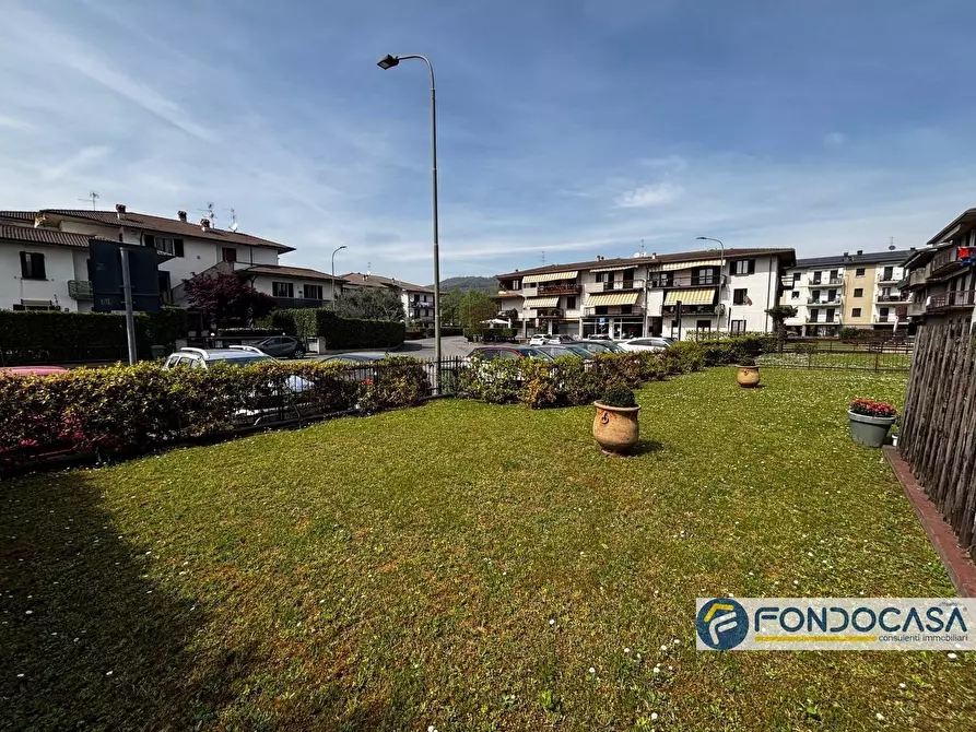 Immagine 20 di Appartamento in vendita  in Via Antonio Locatelli 6 a Castelli Calepio
