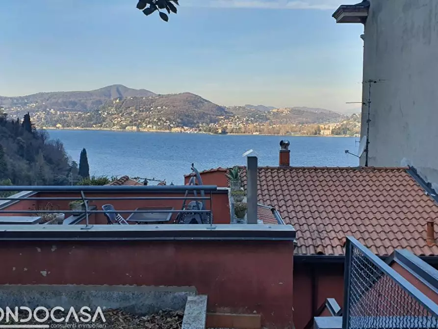 Immagine 10 di Appartamento in vendita  in VIA CARONTI 34 a Bizzarone