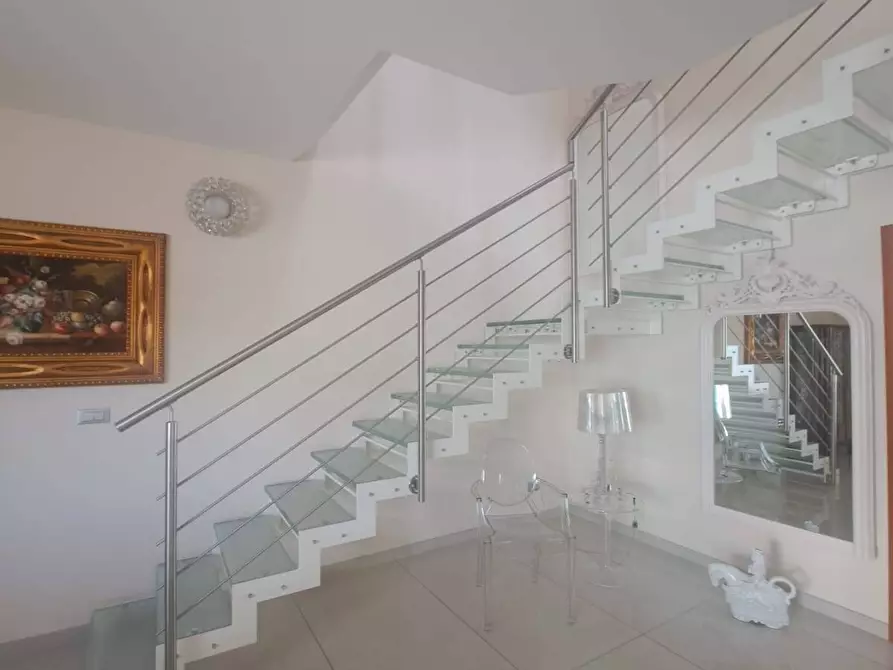 Immagine 5 di Villa in vendita  7 a Marigliano