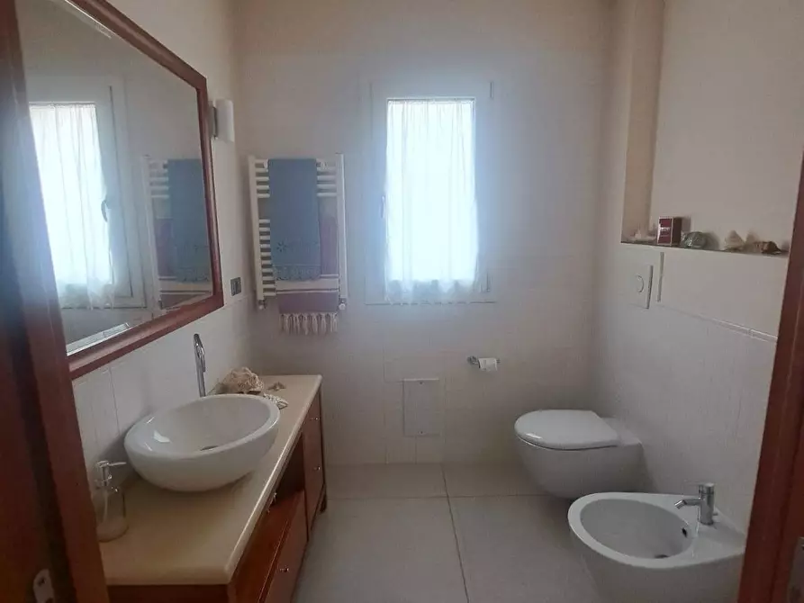 Immagine 10 di Villa in vendita  7 a Marigliano