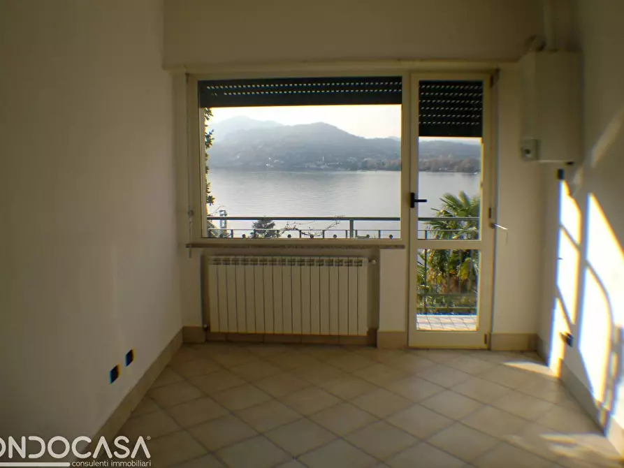 Immagine 3 di Appartamento in vendita  in via caronti 34 a Bizzarone