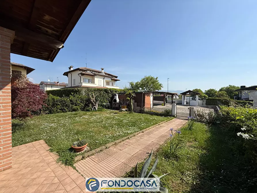 Immagine 6 di Casa semindipendente in vendita  a Cazzago San Martino