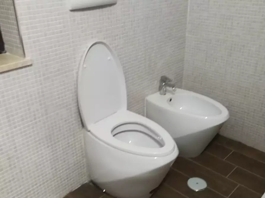 Immagine 16 di Casa semindipendente in vendita  in Via  Provinciale 15 a Pratola Serra