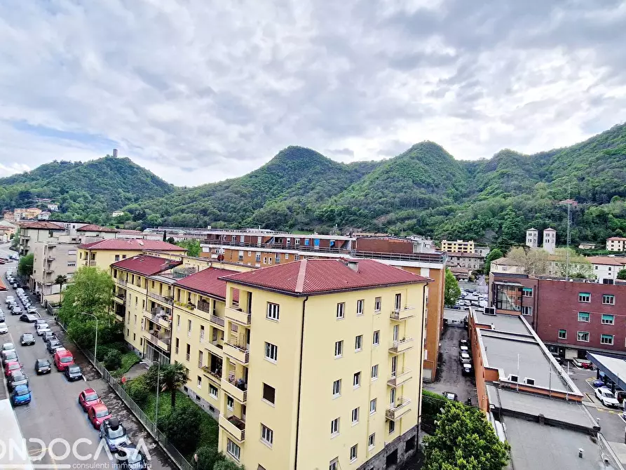 Immagine 4 di Appartamento in affitto  in via italia libera 13 a Como