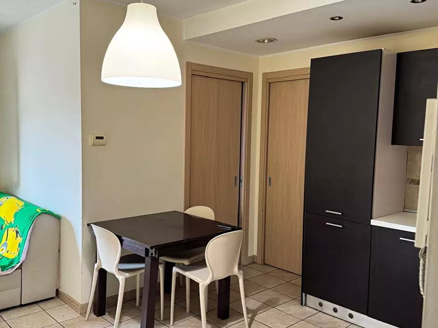 Immagine 2 di Appartamento in vendita  in Piazza Manzù a Clusone