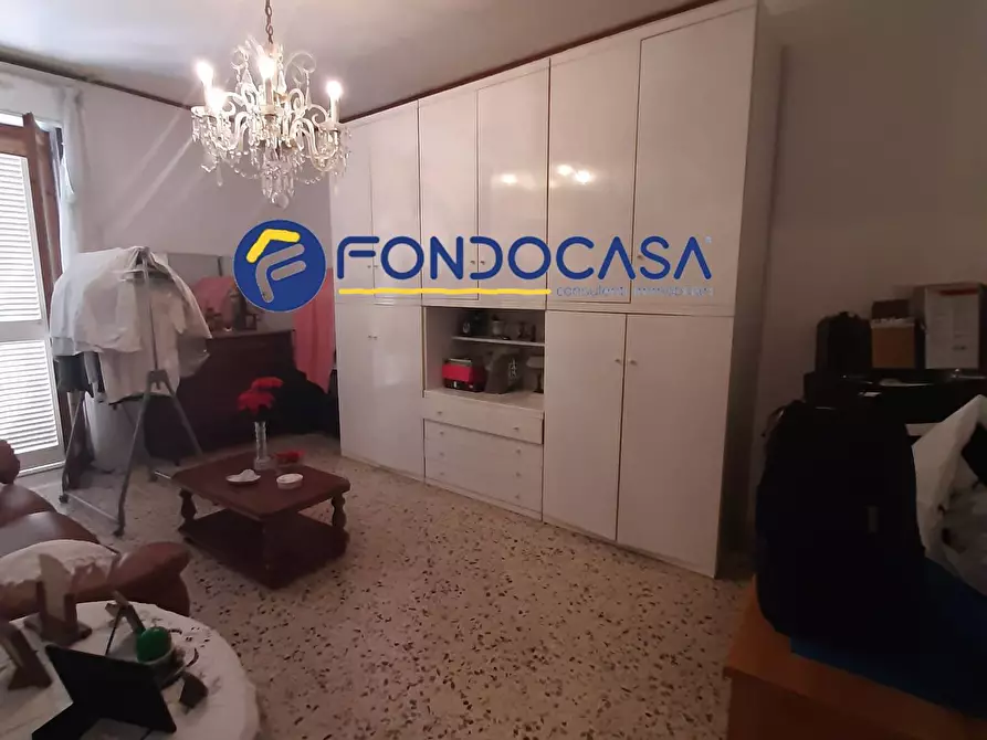 Immagine 15 di Villetta a schiera in vendita  a Quarto