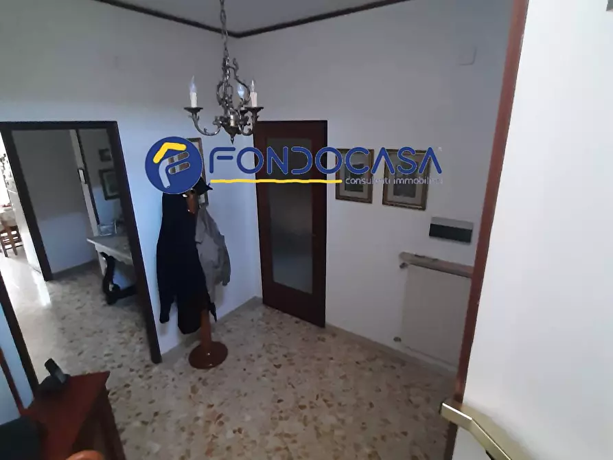 Immagine 9 di Villetta a schiera in vendita  a Quarto