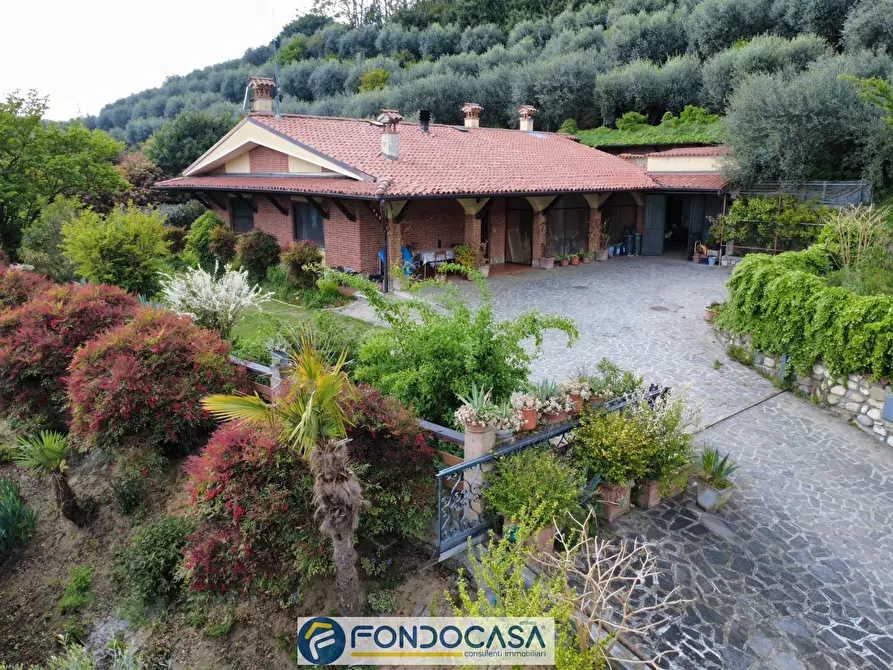 Immagine 1 di Villa in vendita  22 a Cimbergo