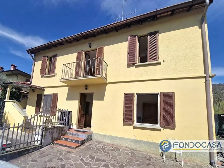 Immagine 2 di Appartamento in vendita  in VIA TITO SPERI 2 a Adrara San Martino