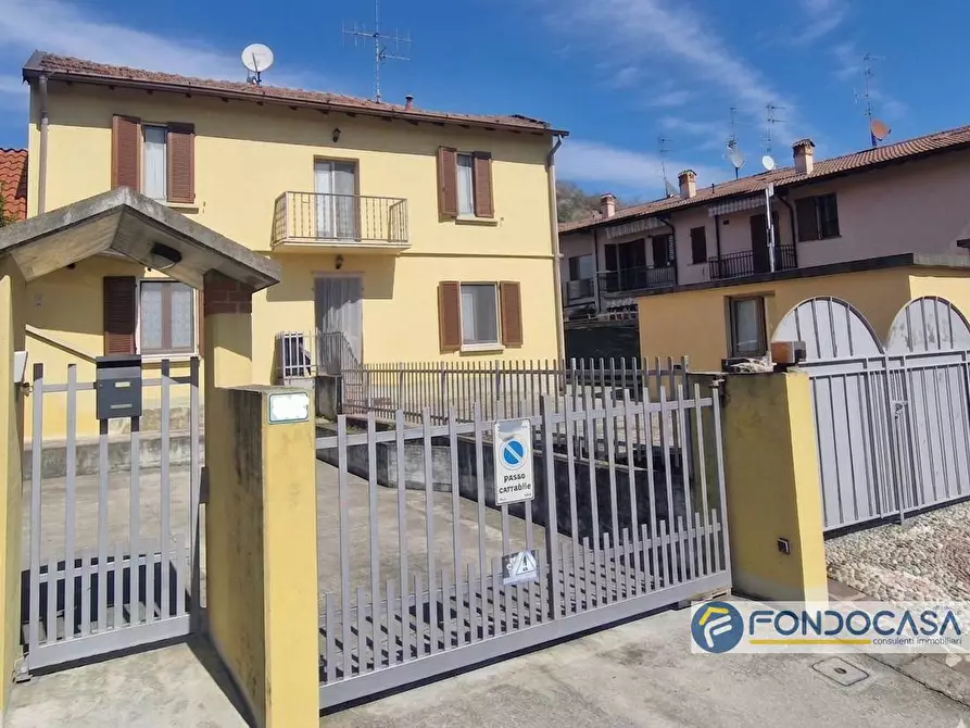 Immagine 3 di Appartamento in vendita  in VIA TITO SPERI 2 a Adrara San Martino