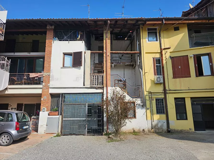 Immagine 1 di Appartamento in vendita  in Via Cavour a Telgate