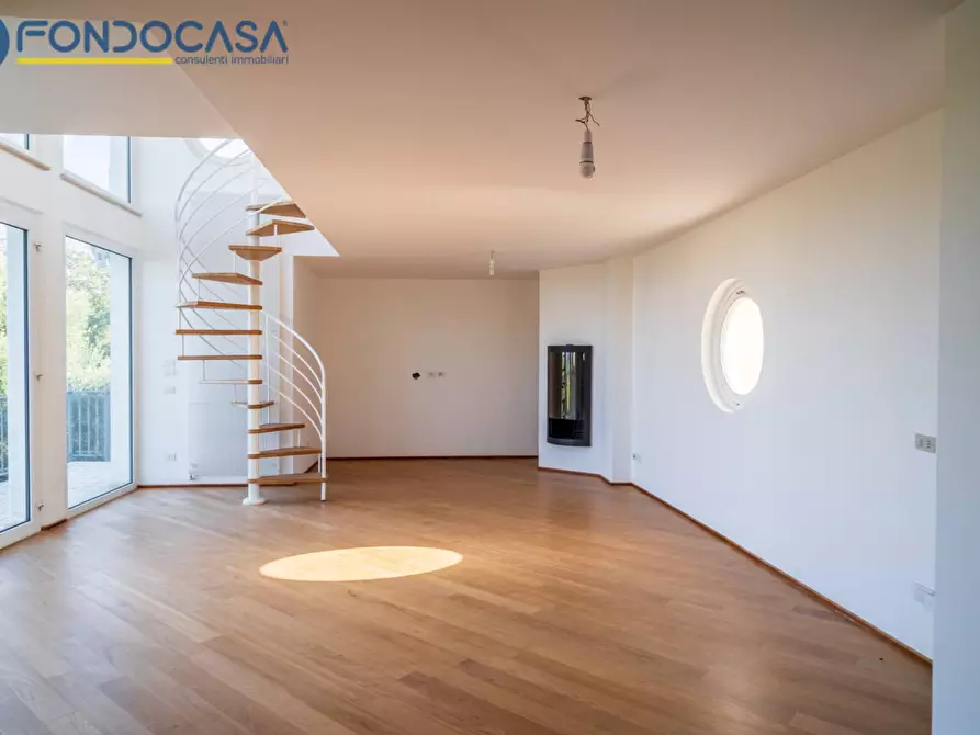 Immagine 10 di Appartamento in vendita  in Via Convento 8 a Grottammare