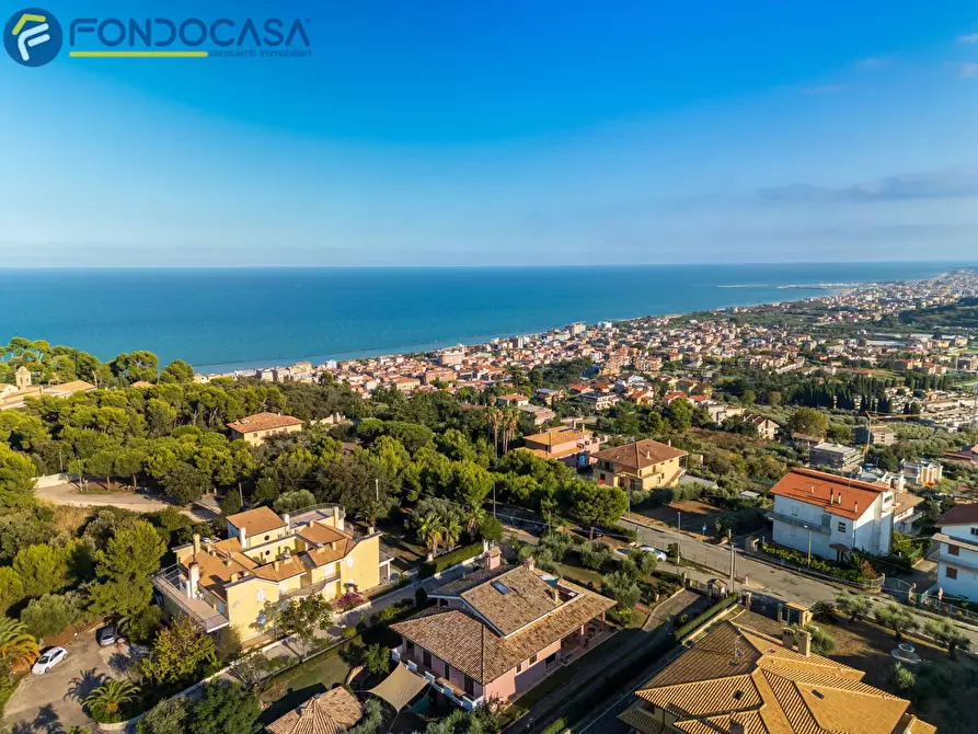 Immagine 46 di Appartamento in vendita  in Via Convento 8 a Grottammare