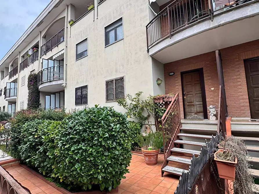 Immagine 2 di Appartamento in vendita  in via alfonzo grassi 3 a Salerno