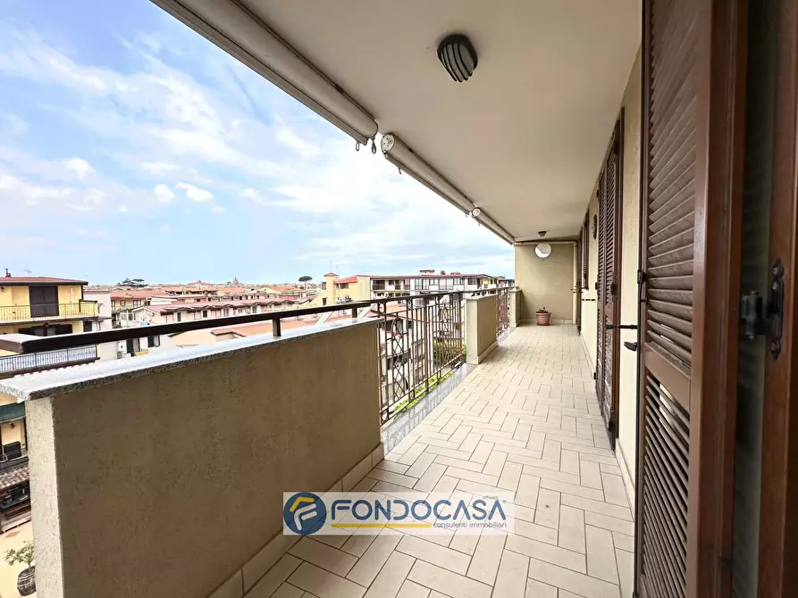 Immagine 1 di Appartamento in vendita  a Cancello Ed Arnone