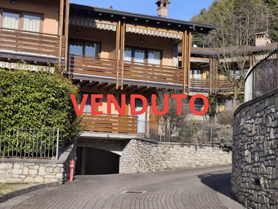 Immagine 1 di Appartamento in vendita  in via monte Falecchio 15 a Ardesio