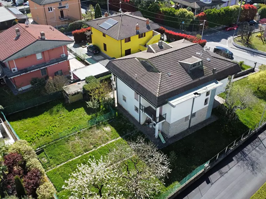 Immagine 2 di Casa indipendente in vendita  in Via crocefisso a Telgate
