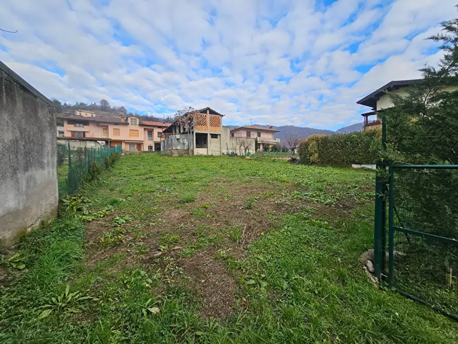 Immagine 2 di Terreno residenziale in vendita  a Chiuduno