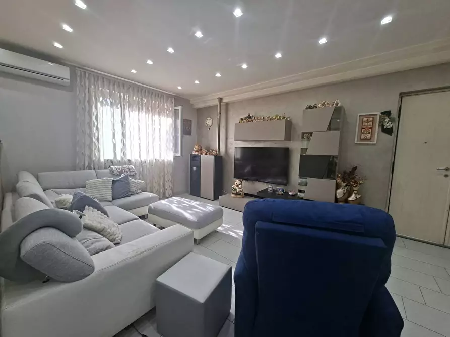 Immagine 3 di Appartamento in vendita  in via vasto 29 a Avellino