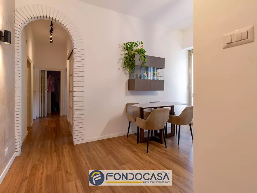 Immagine 8 di Appartamento in vendita  in via vincenzo buonopane a Salerno