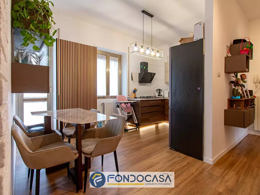 Immagine 4 di Appartamento in vendita  in via vincenzo buonopane a Salerno