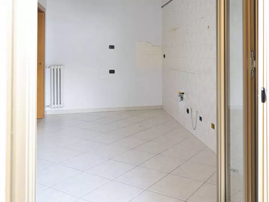 Immagine 10 di Appartamento in vendita  in Via John Fitzgerald Kennedy a Salerno