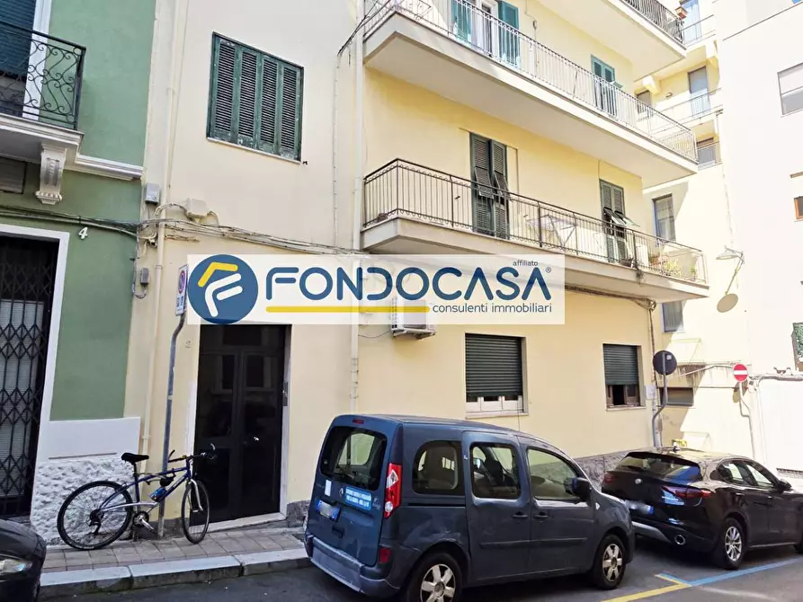 Immagine 1 di Casa semindipendente in vendita  in Via Gallipoli 2 a Brindisi