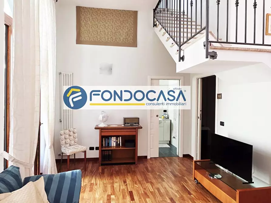 Immagine 8 di Casa semindipendente in vendita  in Via Gallipoli 2 a Brindisi