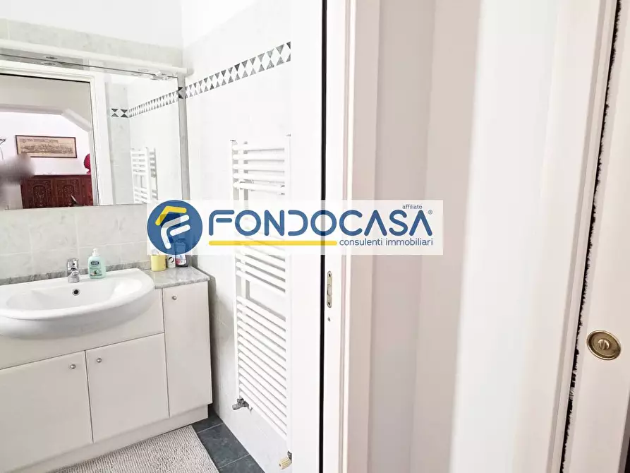 Immagine 17 di Casa semindipendente in vendita  in Via Gallipoli 2 a Brindisi
