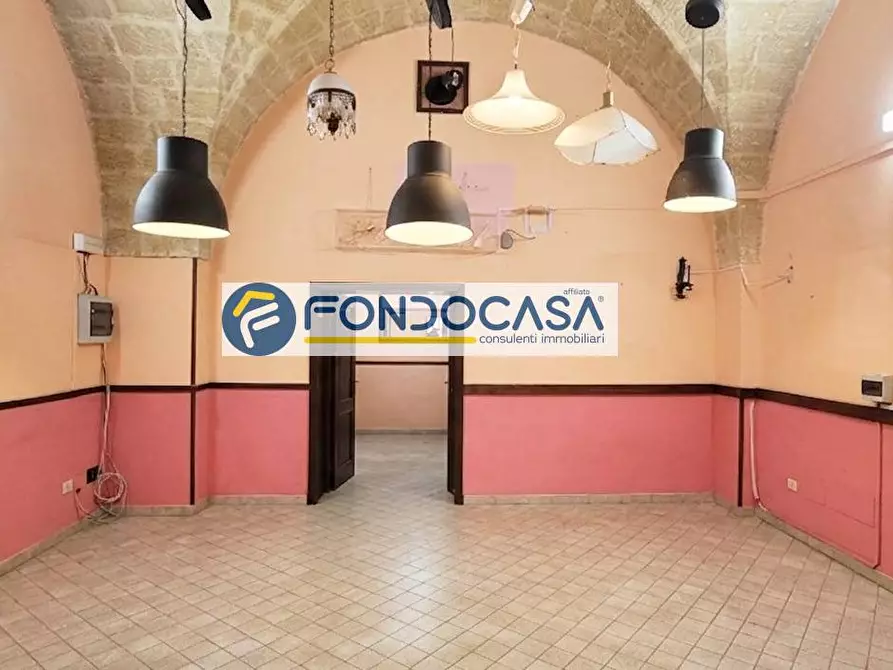 Immagine 1 di Attività commerciale in vendita  in Via Carmine 4 a Brindisi
