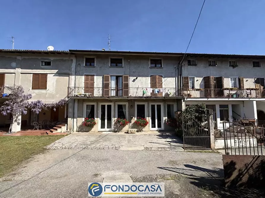 Immagine 1 di Appartamento in vendita  a Cazzago San Martino