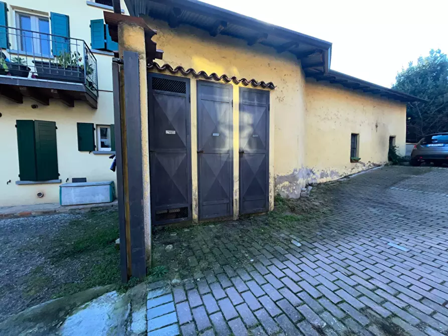 Immagine 2 di Rustico / casale in vendita  in Via Francesco Petrarca a Palazzolo Sull'oglio