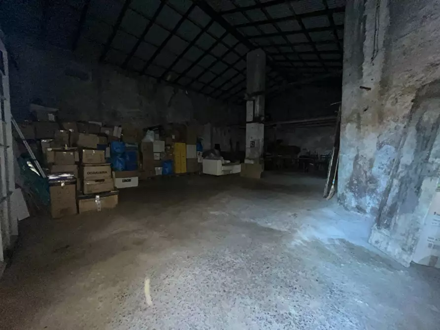 Immagine 4 di Rustico / casale in vendita  in Via Francesco Petrarca a Palazzolo Sull'oglio