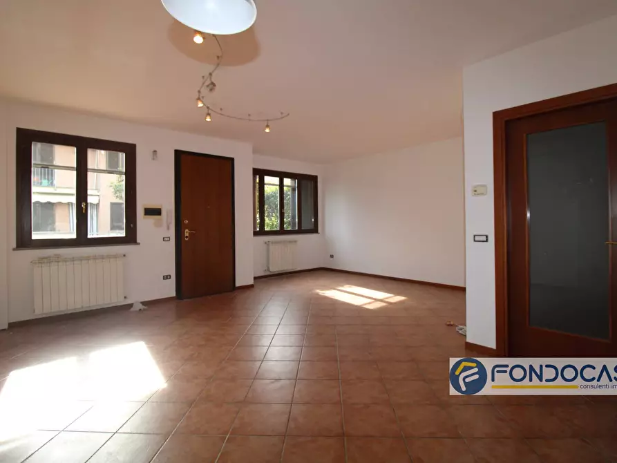 Immagine 10 di Casa indipendente in vendita  in Via Umberto Terracini a Ponsacco