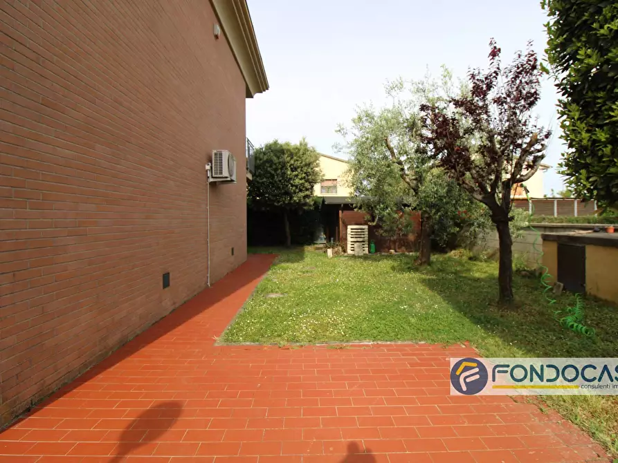Immagine 29 di Casa indipendente in vendita  in Via Umberto Terracini a Ponsacco