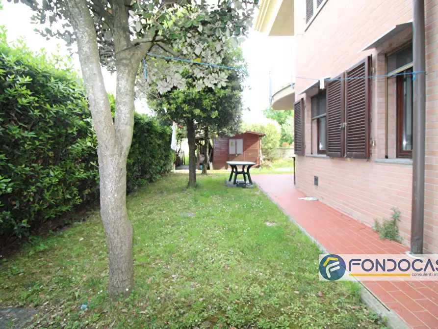 Immagine 35 di Casa indipendente in vendita  in Via Umberto Terracini a Ponsacco