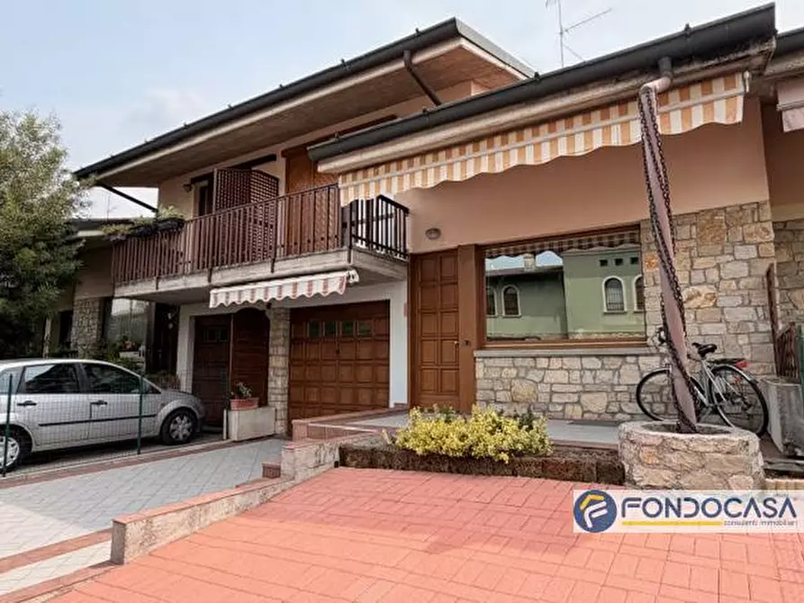 Immagine 1 di Villetta a schiera in vendita  a Palazzolo Sull'oglio