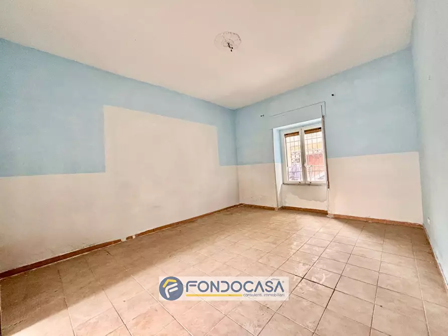 Immagine 15 di Appartamento in vendita  in VIA UGO FOSCOLO a Aversa
