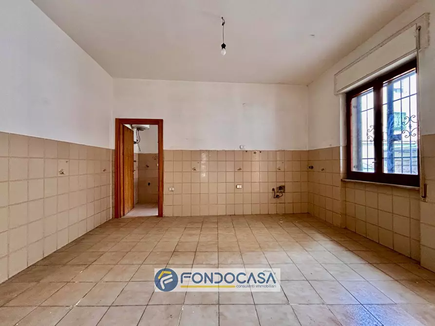 Immagine 20 di Appartamento in vendita  in VIA UGO FOSCOLO a Aversa