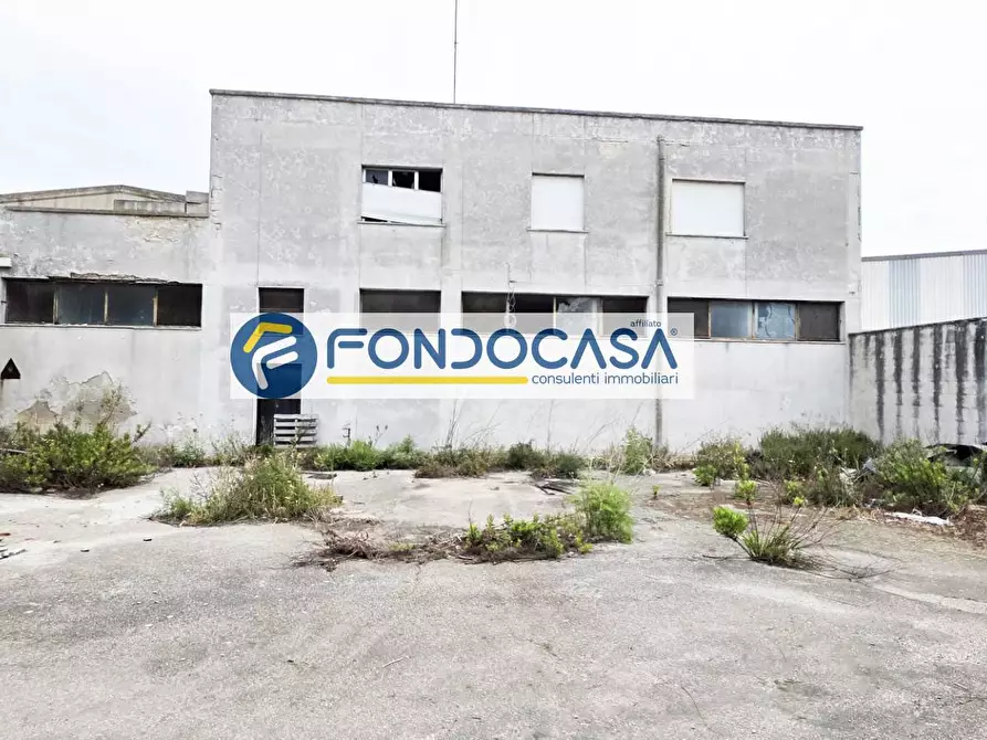 Immagine 1 di Capannone industriale in vendita  in Strada per Fiume Grande snc a Brindisi