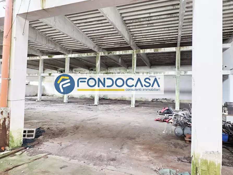 Immagine 3 di Capannone industriale in vendita  in Strada per Fiume Grande snc a Brindisi