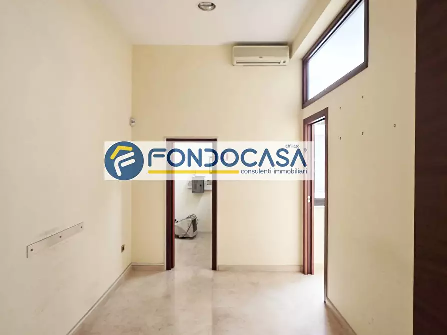Immagine 5 di Ufficio in vendita  in Corso Umberto I 120 a Brindisi