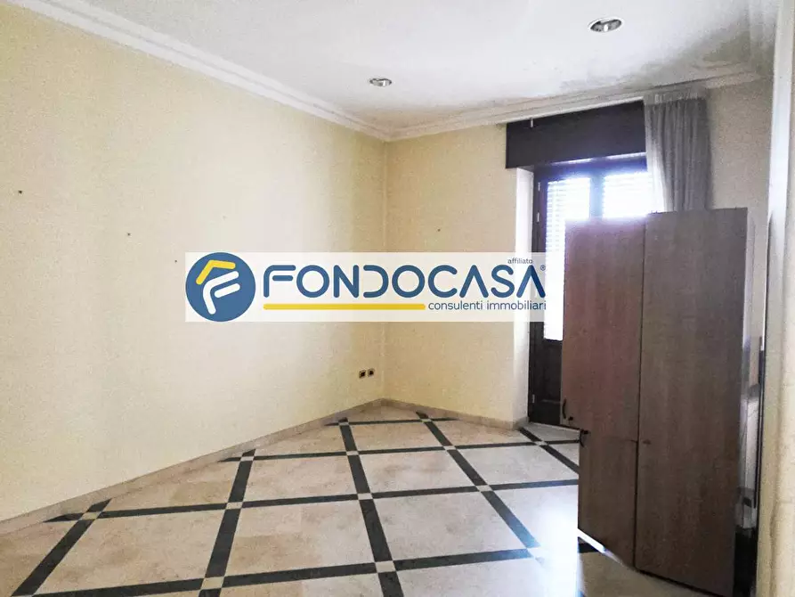 Immagine 17 di Ufficio in vendita  in Corso Umberto I 120 a Brindisi