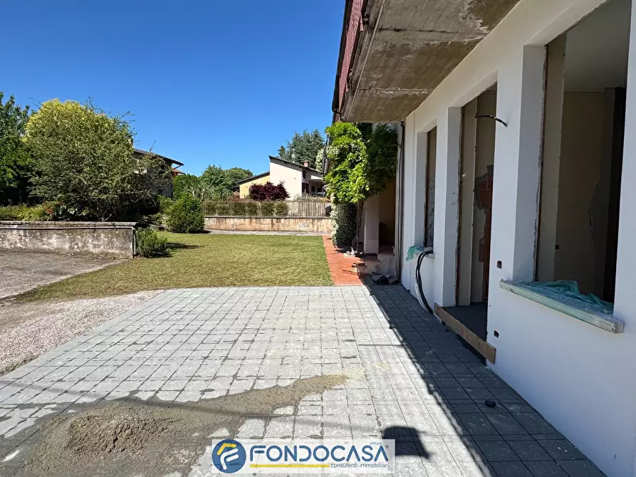 Immagine 14 di Appartamento in vendita  a Cazzago San Martino